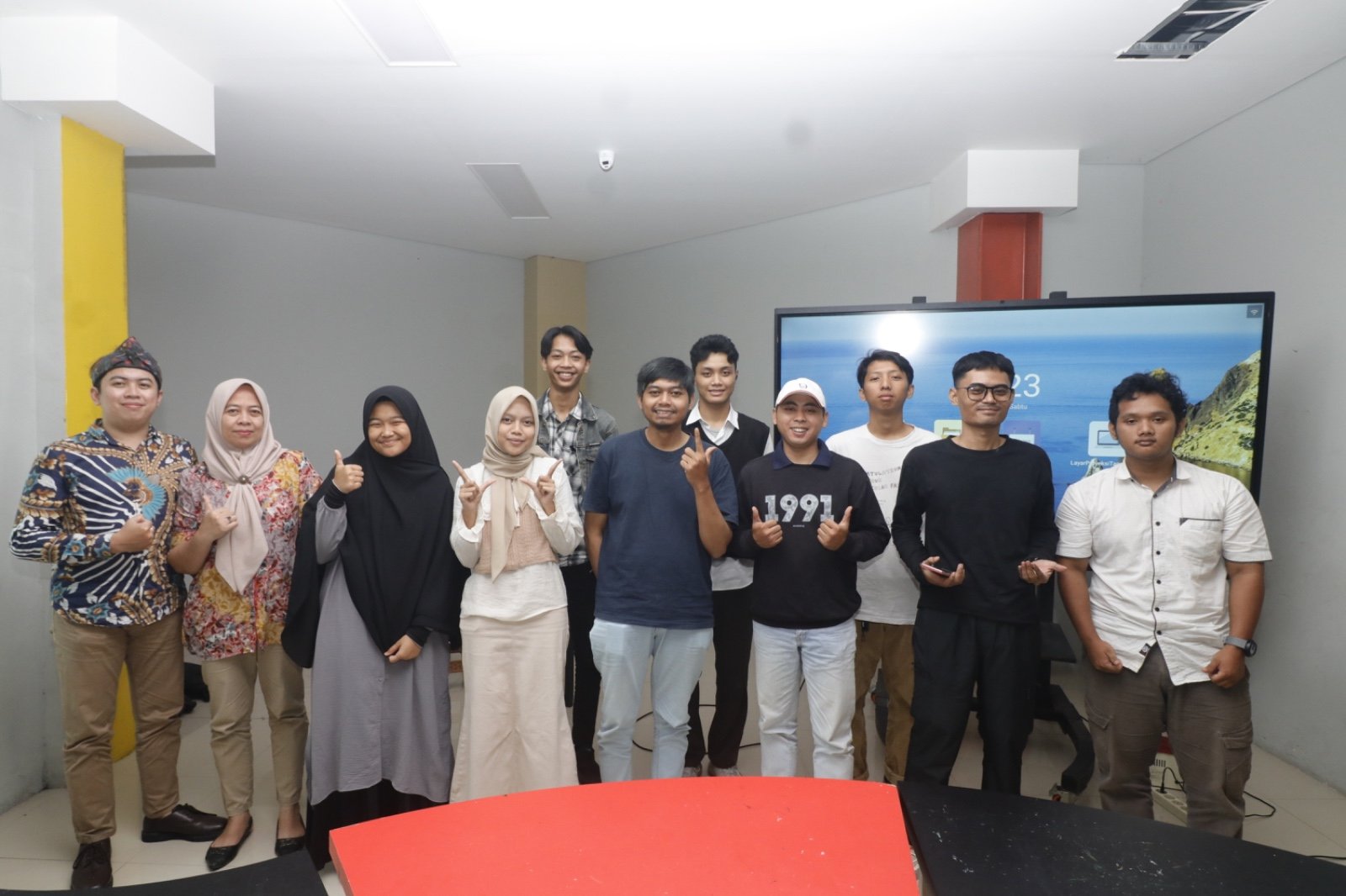 Literasi yang Menghidupi: Workshop Karya Tulis Digital dan Penganugerahan Pemenang Lomba Esai AI